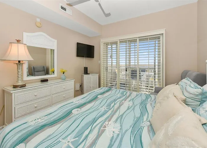 2 Bedroom 1st Floor Ritz With Great Bay View! Holiday home Ocean City