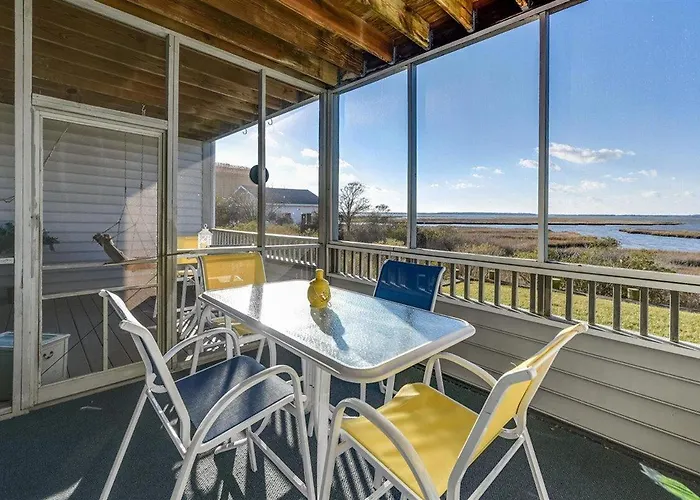 Holiday home 2 Bedroom 1st Floor Ritz With Great Bay View! *